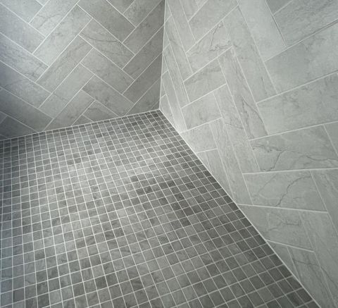 Image depicting the Service Tile & Glass Tile